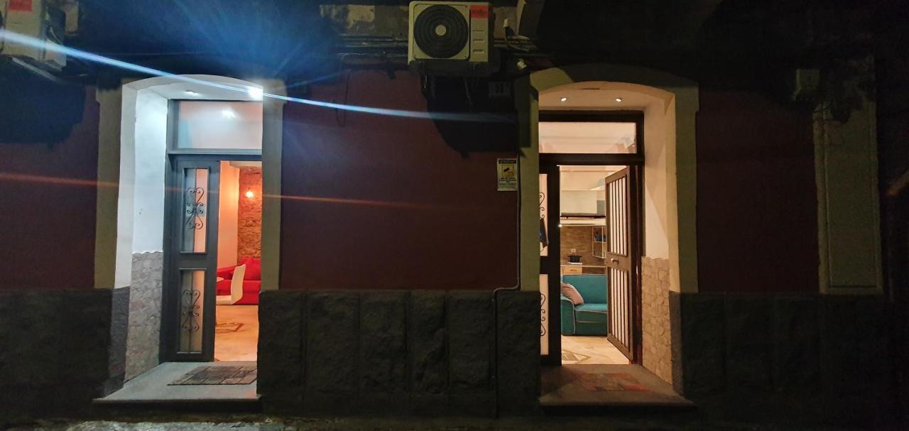 Da Marieddu Appartamento Indipendente In Centro Citta カターニア エクステリア 写真