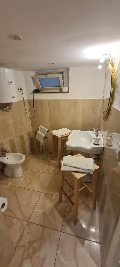 Da Marieddu Appartamento Indipendente In Centro Citta カターニア エクステリア 写真